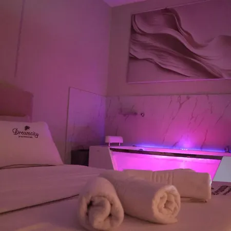 Sss Luxury With Jacuzzi 公寓