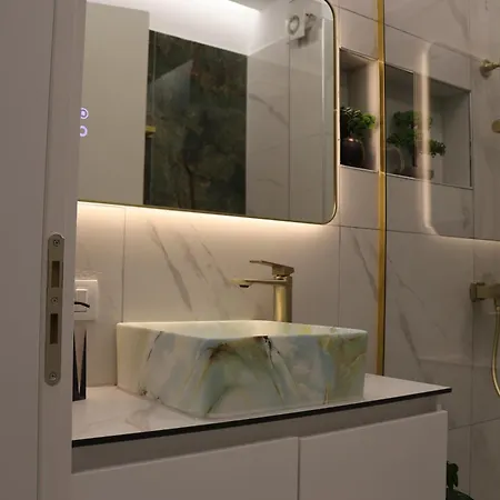 Sss Luxury With Jacuzzi